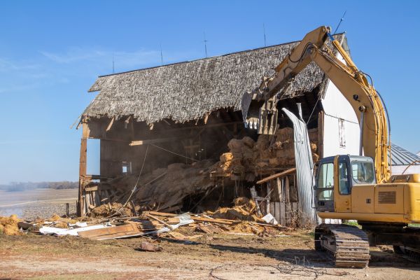 Barn Demolition in Vallejo